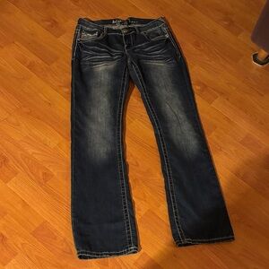 Ariya jeans 9/10 Dark Wash Stretch  Skinny Jeans Embellished